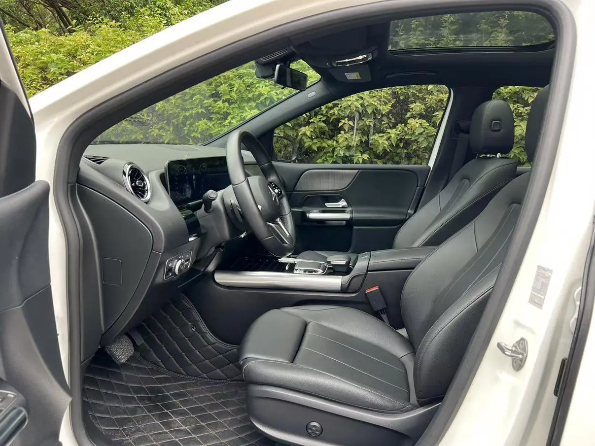 Mercedes-Benz B Class 2020 B 200 Fashion