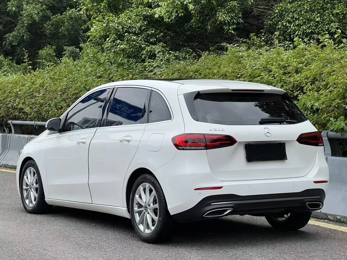 Mercedes-Benz B Class 2020 B 200 Fashion