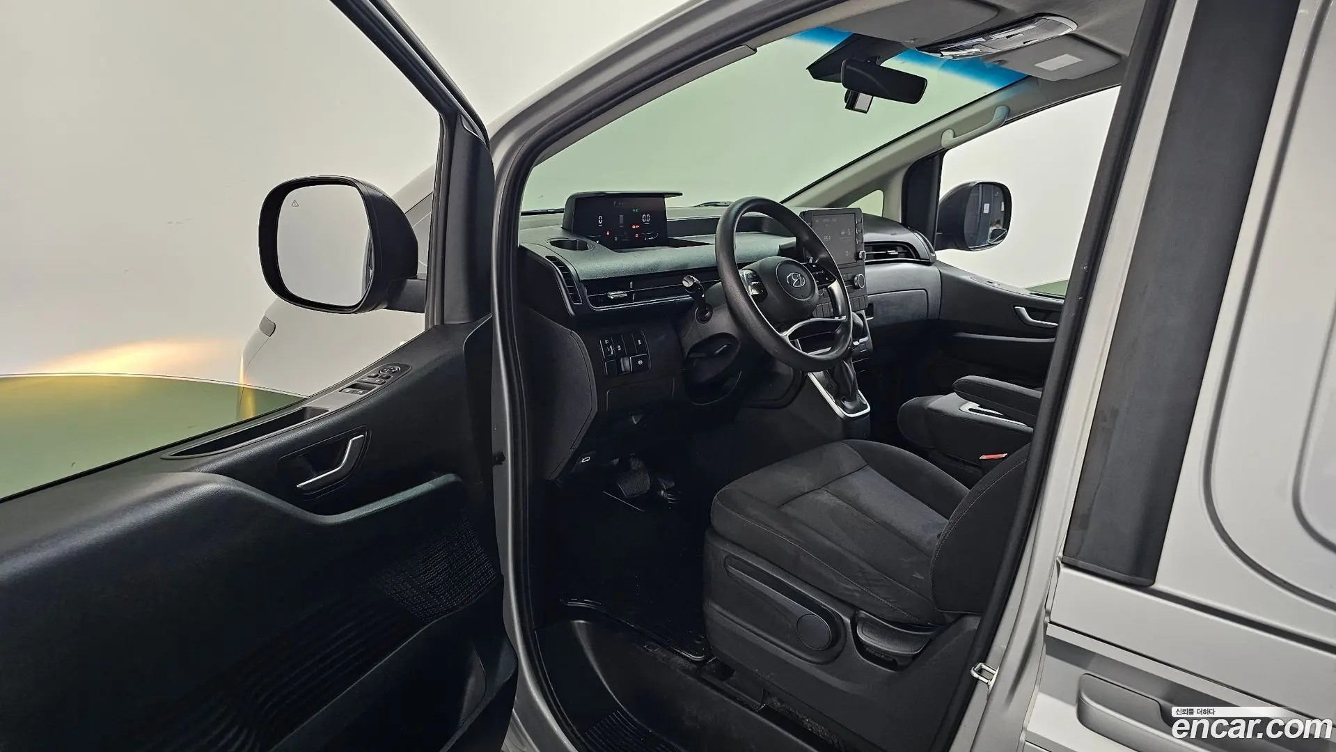 Hyundai Staria Cargo 3-Seater 2021