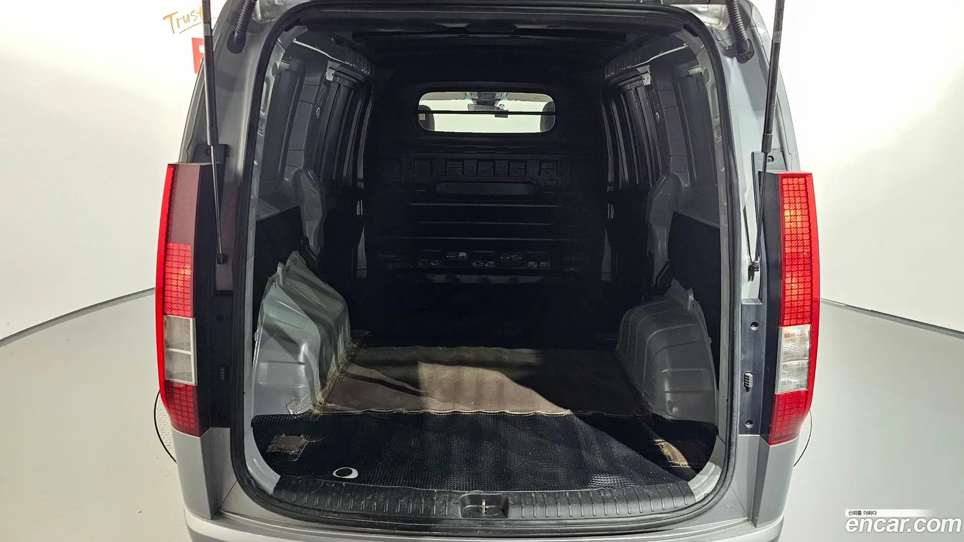 Hyundai Staria Cargo 3-Seater 2021