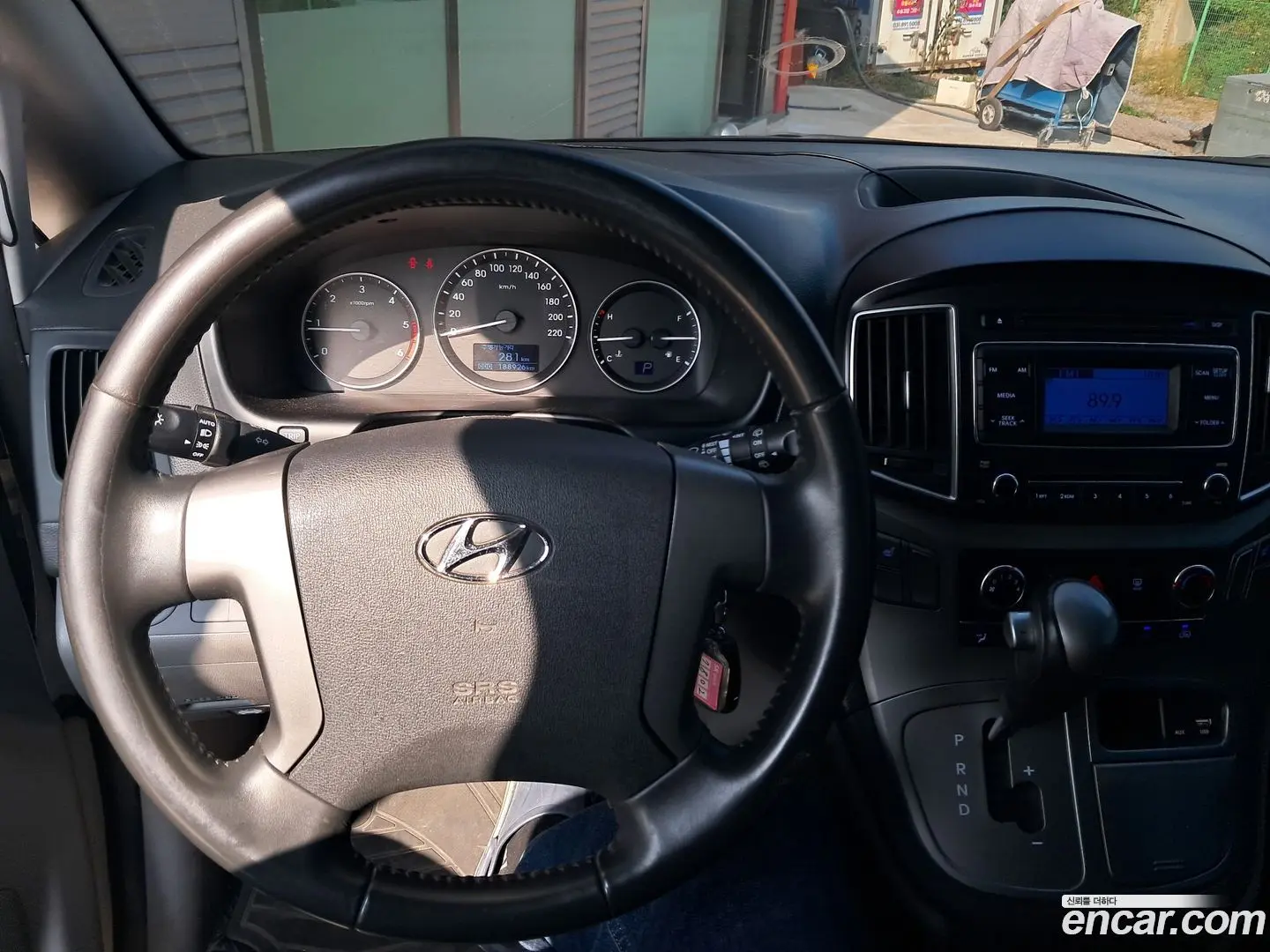 Hyundai Starex Van 3-Seater