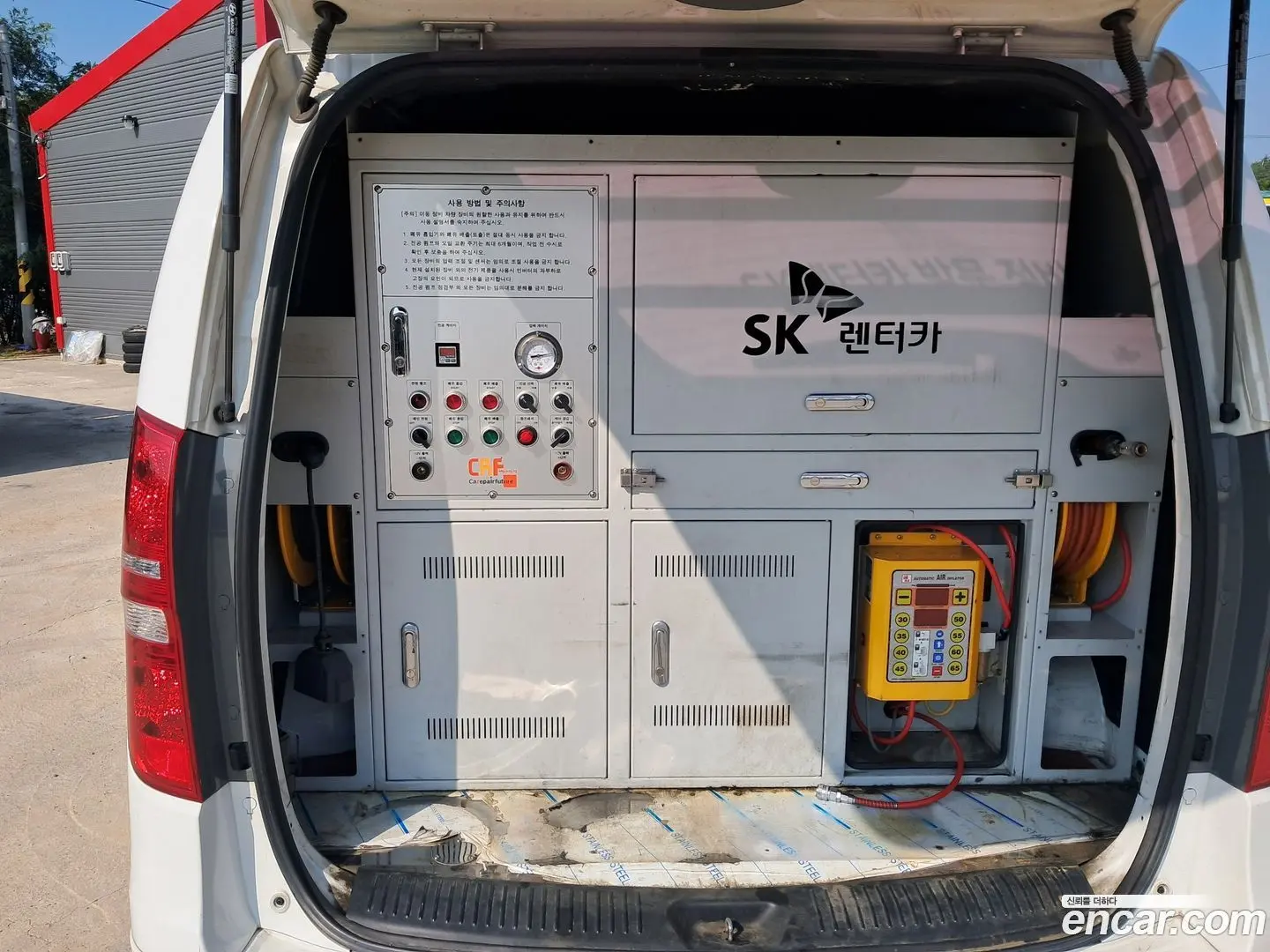 Hyundai Starex Van 3-Seater