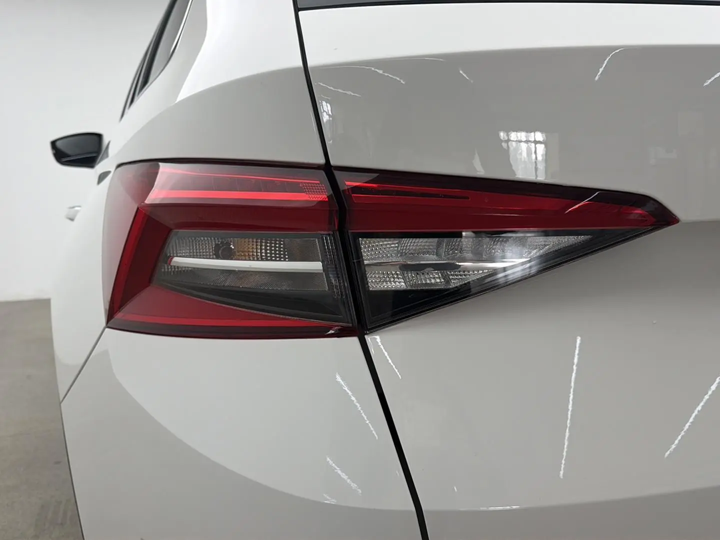 Skoda 2020 TSI330 5 seat 2WD Luxury Premium Enjoy