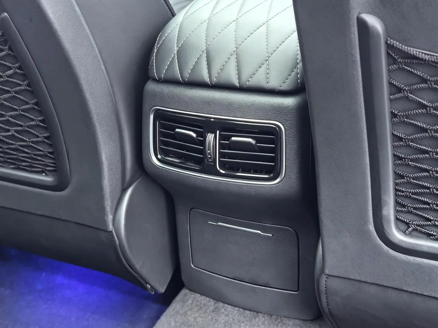 Hongqi HS5 2022 2.0T Connected Flagship Enjoy