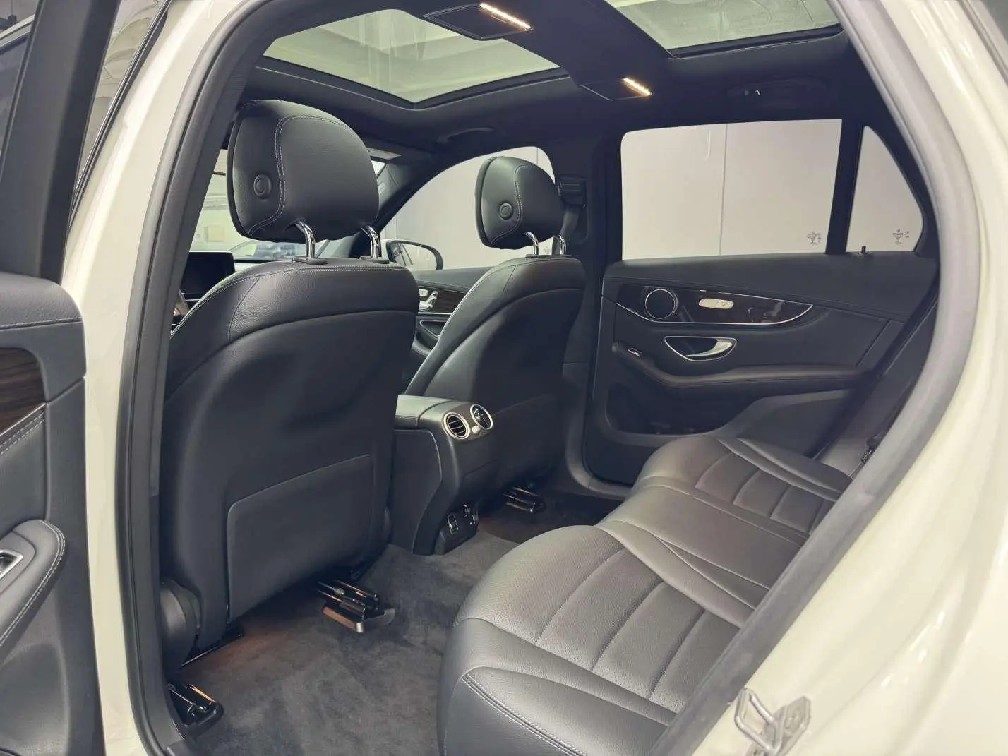 Mercedes-Benz GLC 2019 GLC 260 L 4MATIC Dynamic