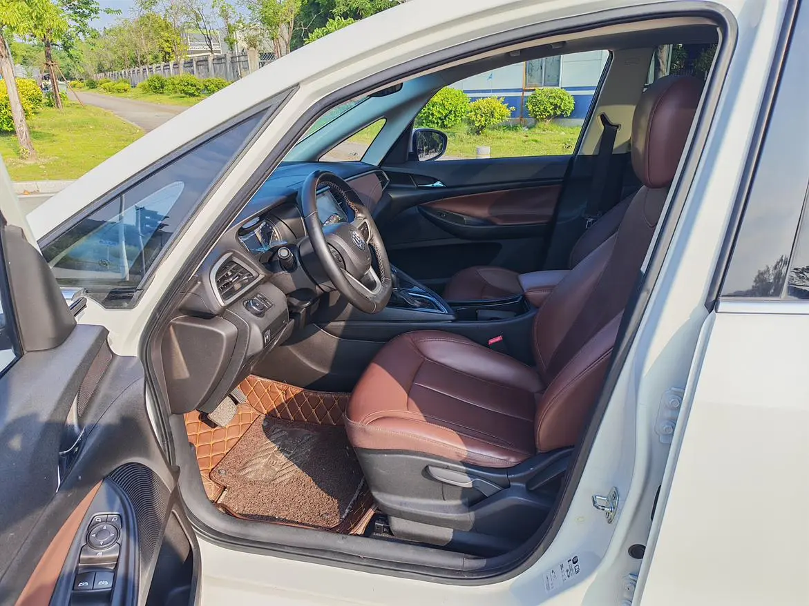 Buick GL6 2018 18T 6 seat Luxury