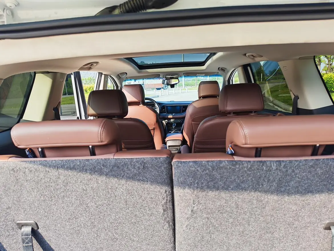 Buick GL6 2018 18T 6 seat Luxury