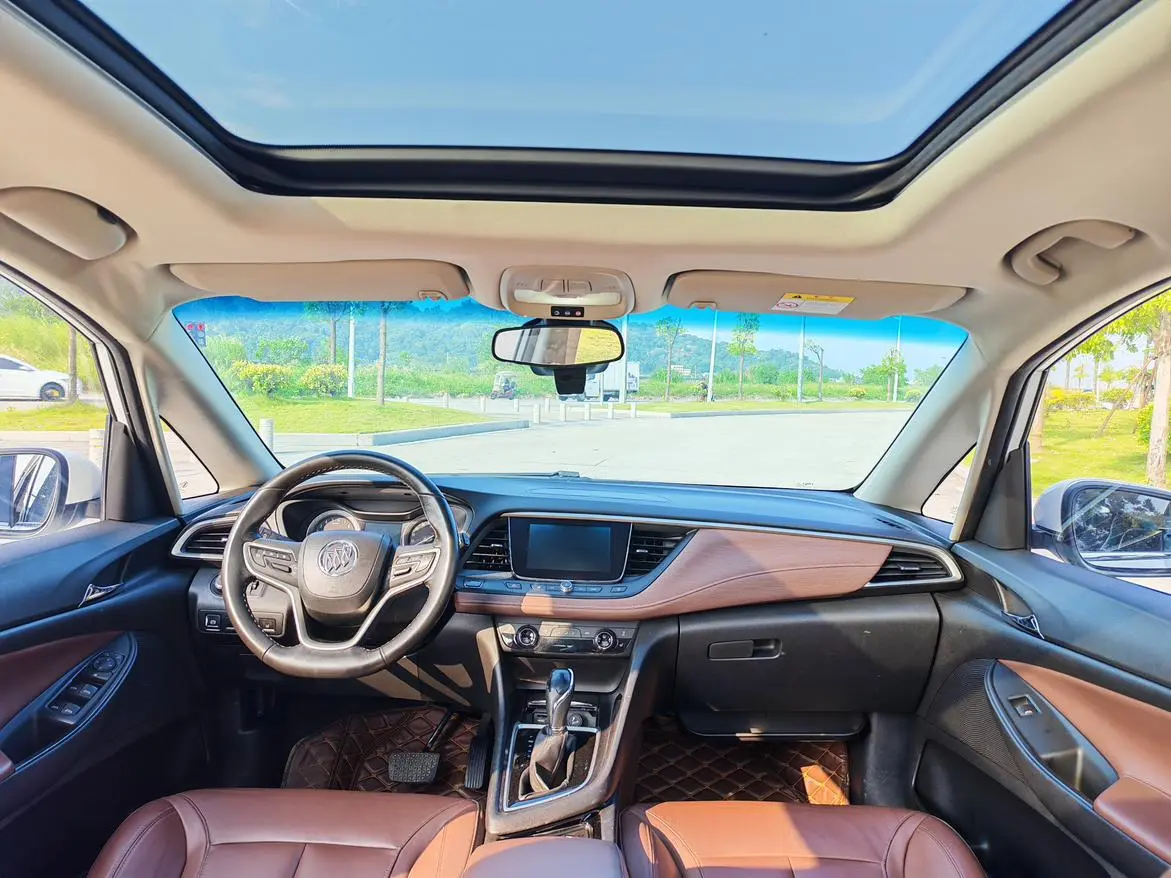 Buick GL6 2018 18T 6 seat Luxury