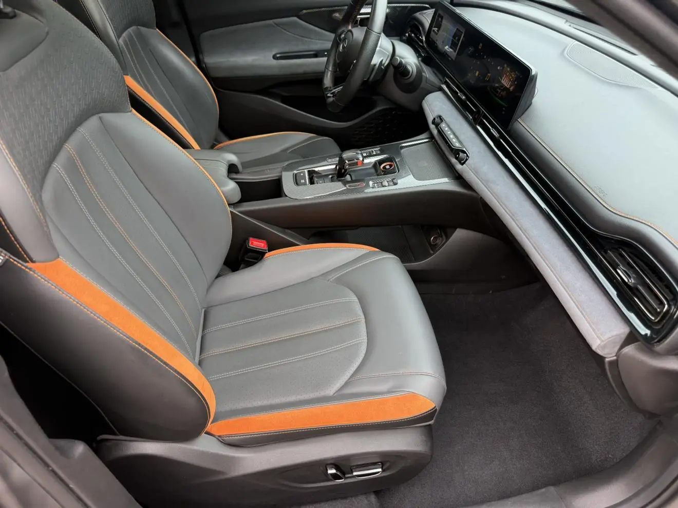 GAC Trumpchi Empow 2022 270T J16 R-Style