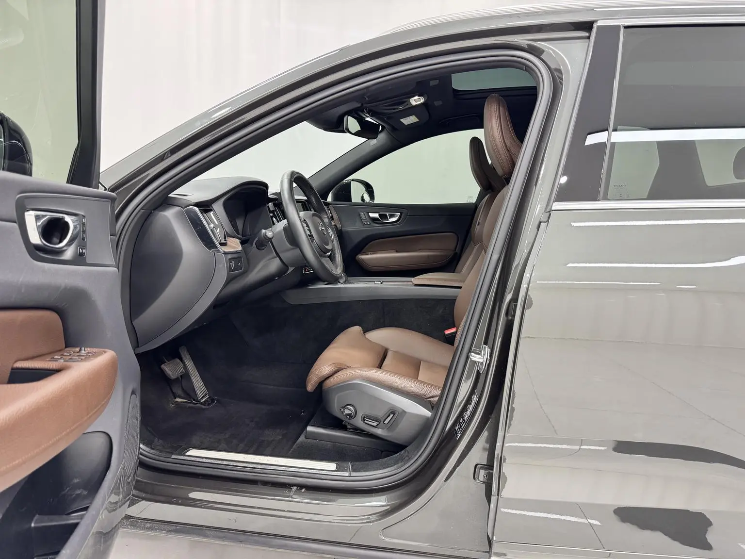 Volvo XC60 2021 T5 4WD Vision Luxury