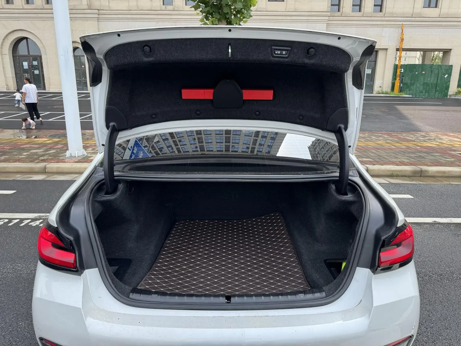 BMW 5 Series 2022 2nd Facelift 530Li Leading M Sport Package