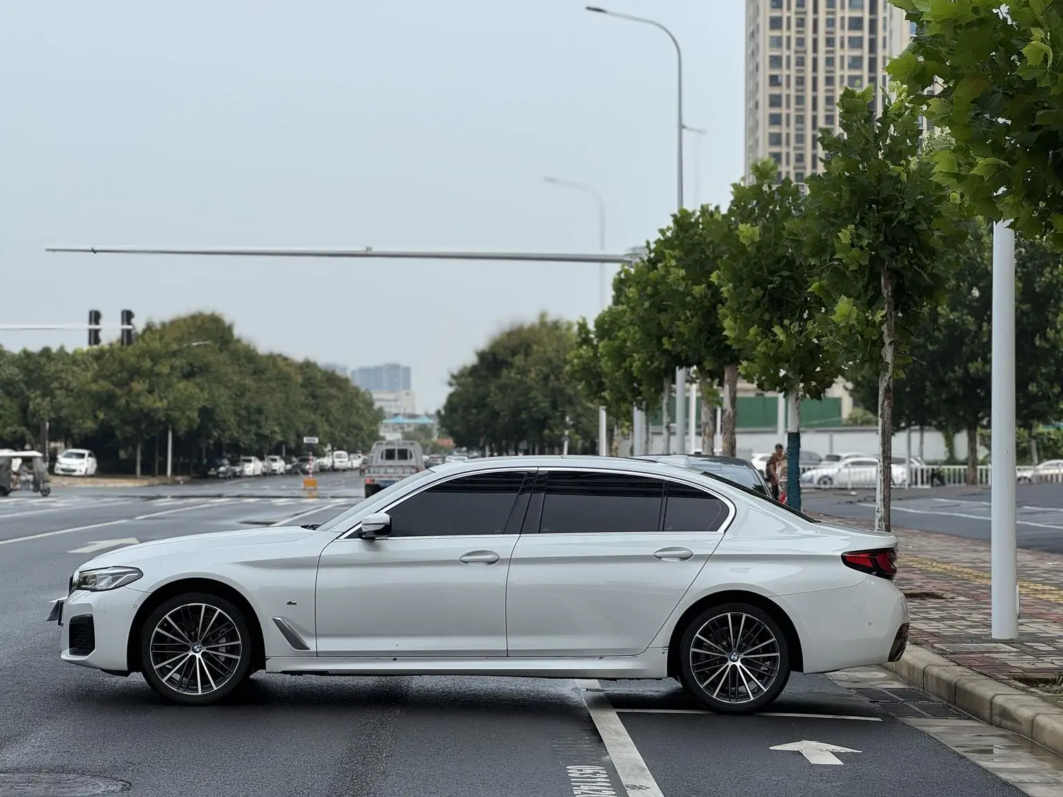 BMW 5 Series 2022 2nd Facelift 530Li Leading M Sport Package