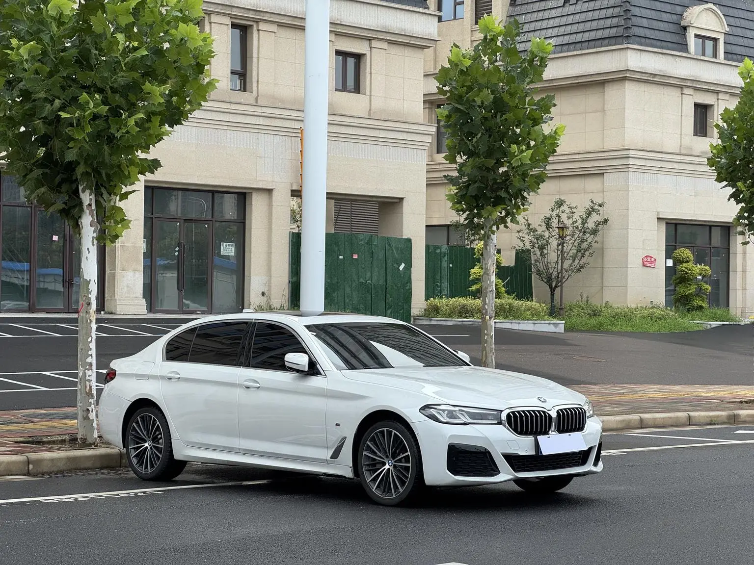 BMW 5 Series 2022 2nd Facelift 530Li Leading M Sport Package