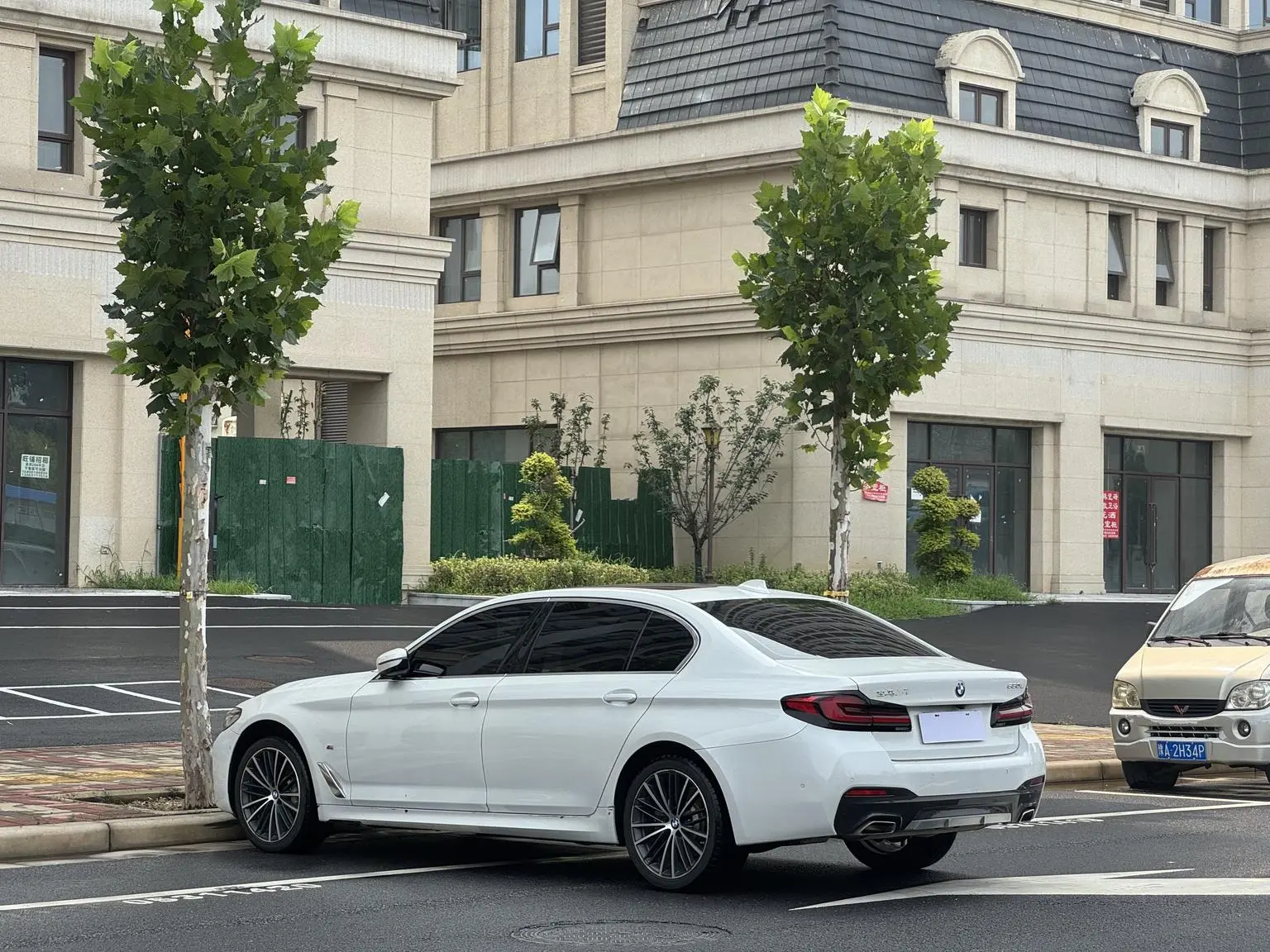 BMW 5 Series 2022 2nd Facelift 530Li Leading M Sport Package