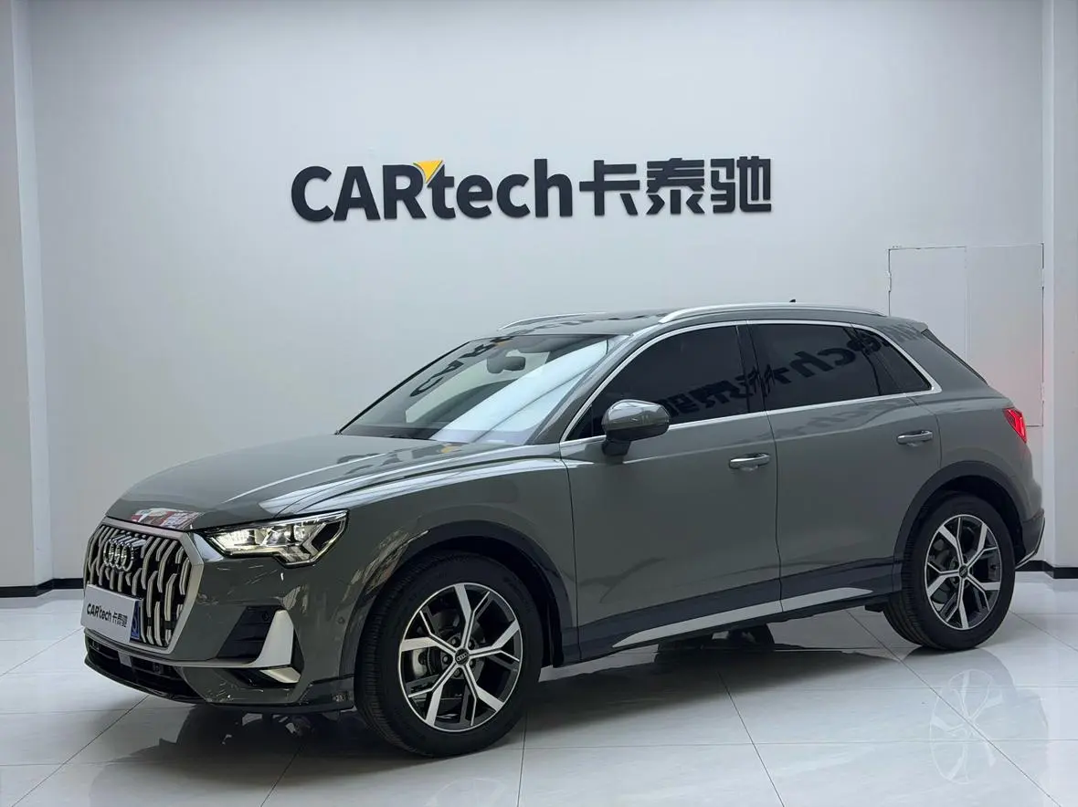Audi Q3 2024 35 TFSI Dynamic Fashion