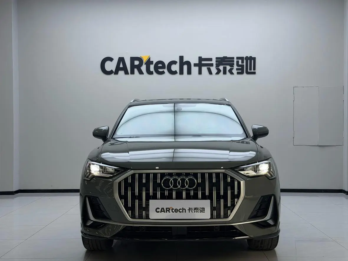 Audi Q3 2024 35 TFSI Dynamic Fashion