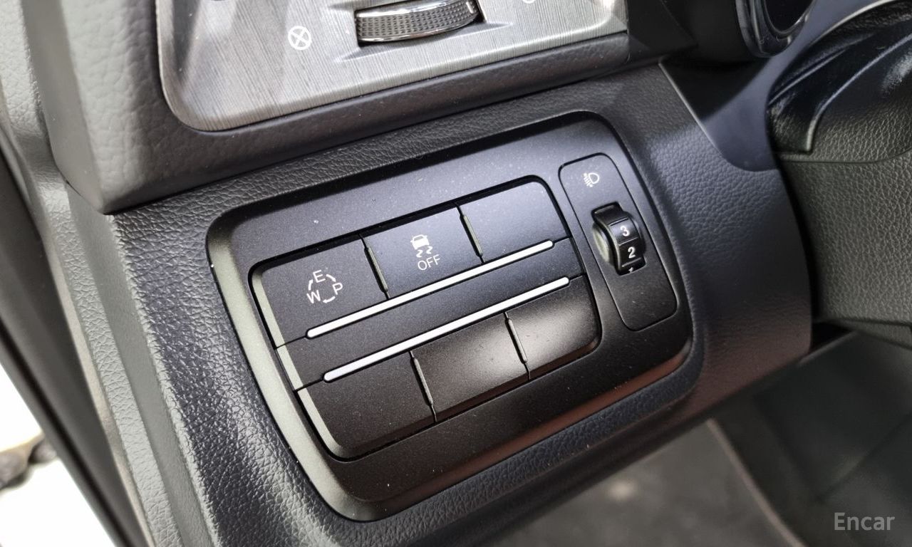 KG Mobility (Ssangyong) Tivoli Armor Diesel Gear Edition 2WD 2018