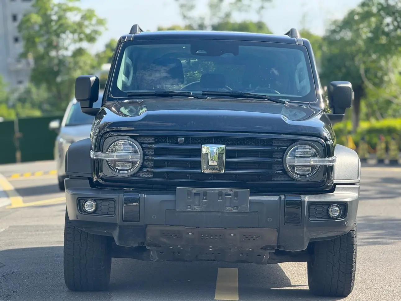300 2021 2.0T