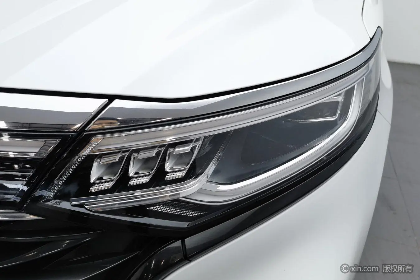Roewe iMAX8 2022 400TGI