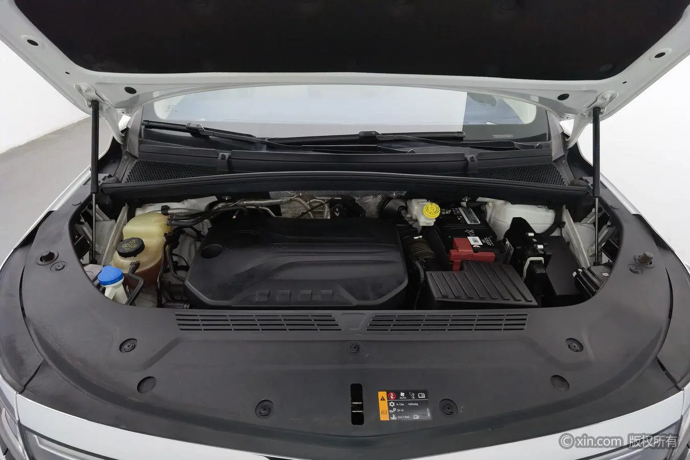 Roewe iMAX8 2022 400TGI