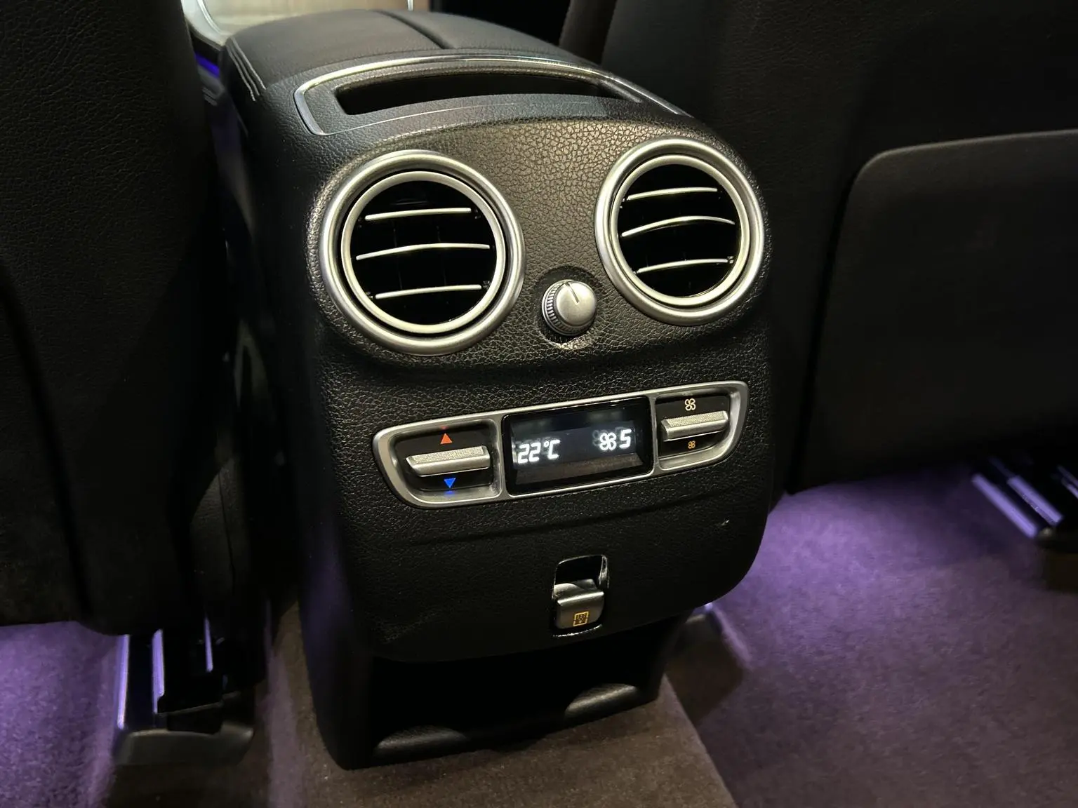 Mercedes-Benz GLC 2020 Facelift GLC 300 L 4MATIC Luxury