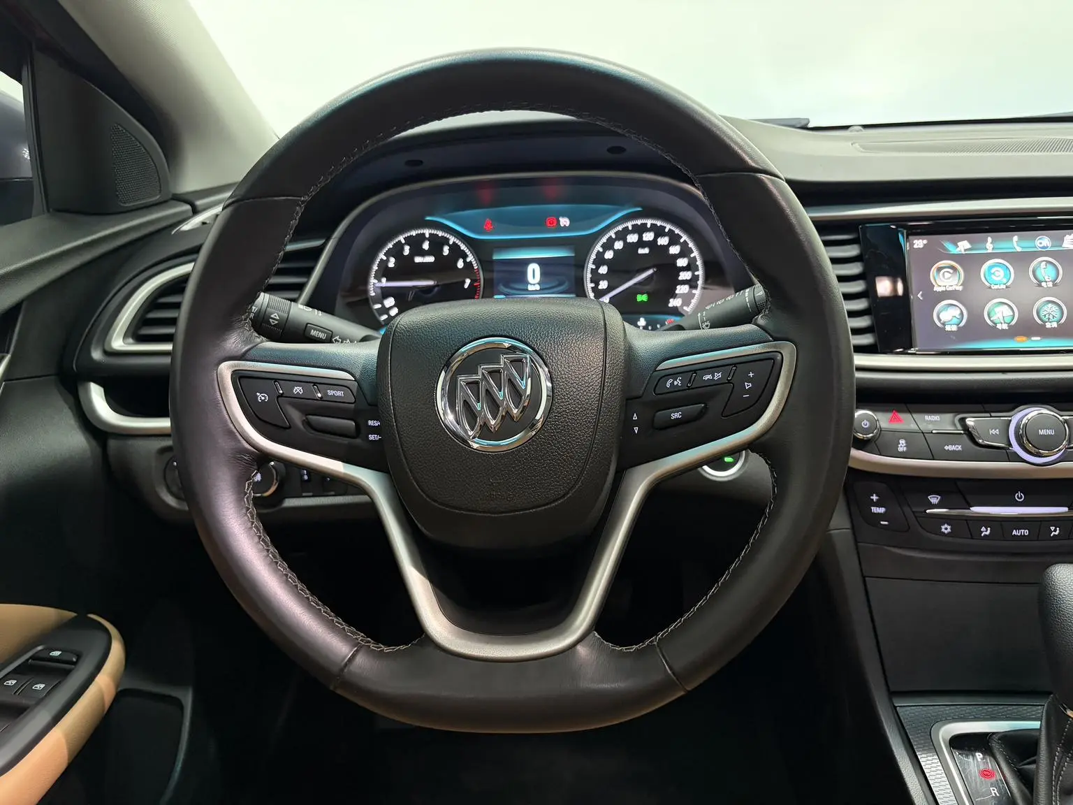 Buick 2019 18T Auto Connected Flagship China VI
