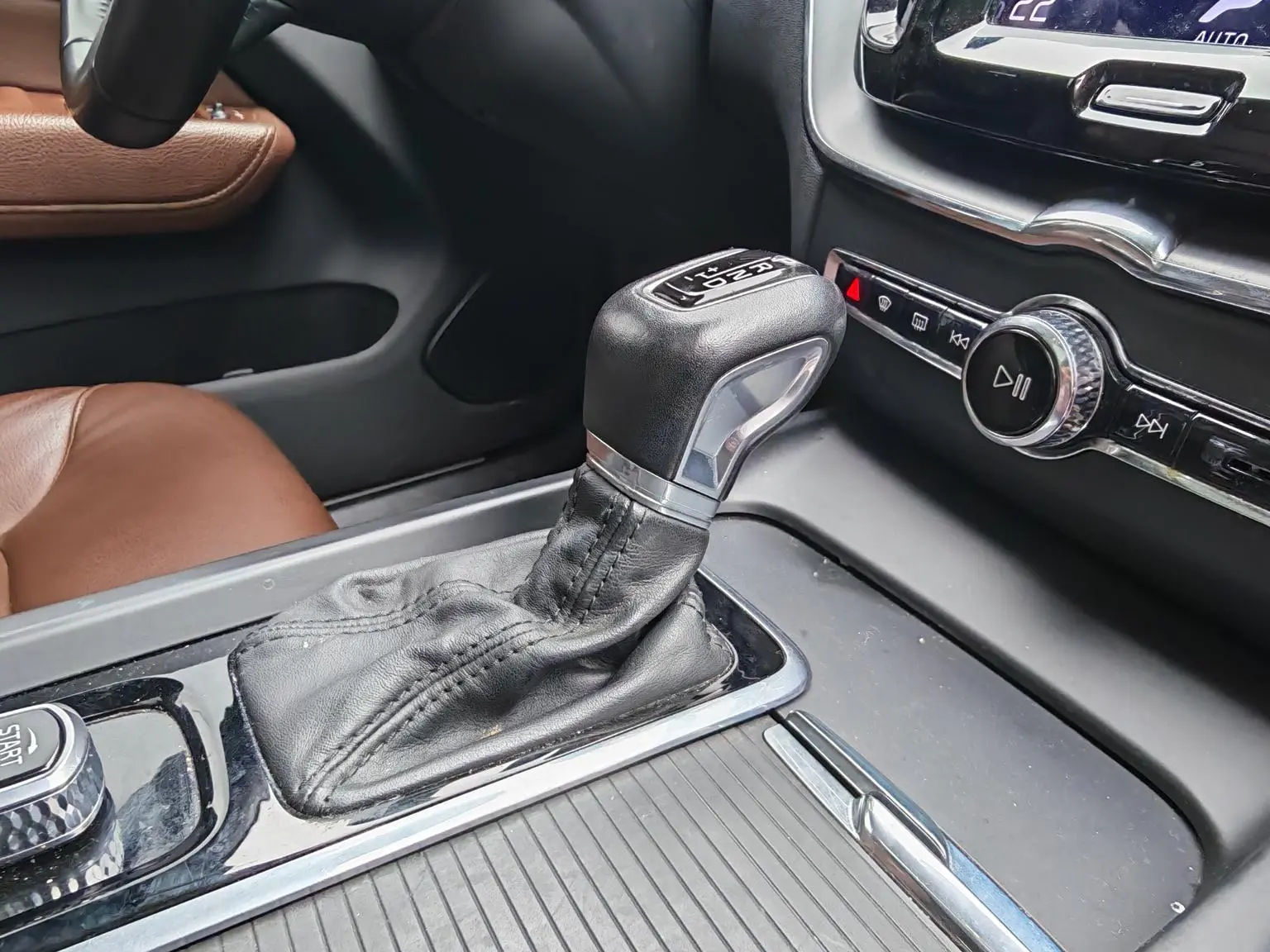 Volvo XC60 2021 T5 4WD Vision Luxury