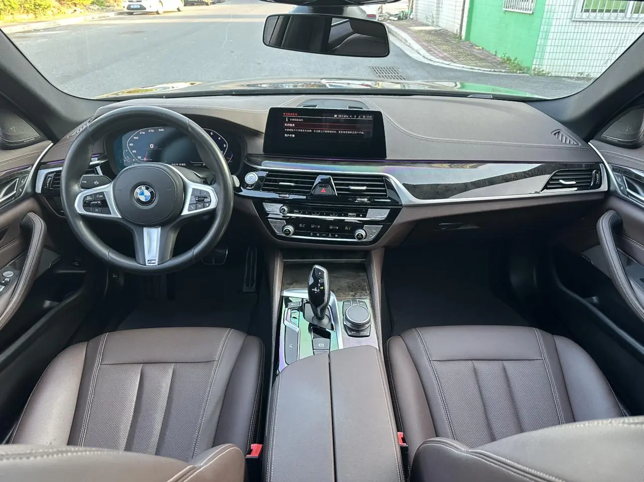 BMW 5 Series 2020 525Li M Sport Package
