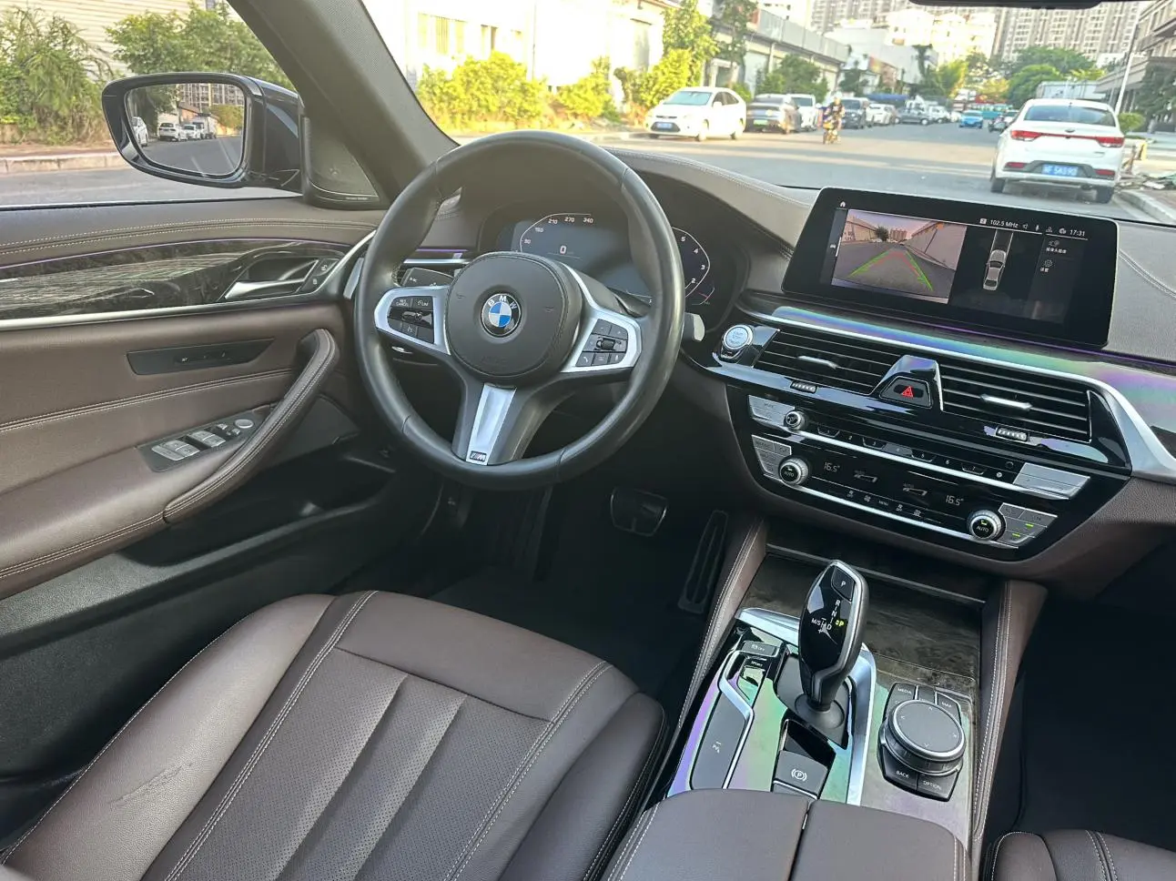 BMW 5 Series 2020 525Li M Sport Package