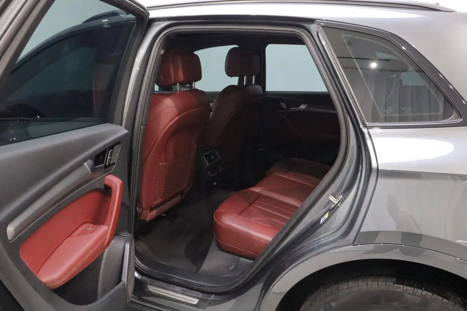 Audi Q5L 2024 40TFSI Dynamic Luxury