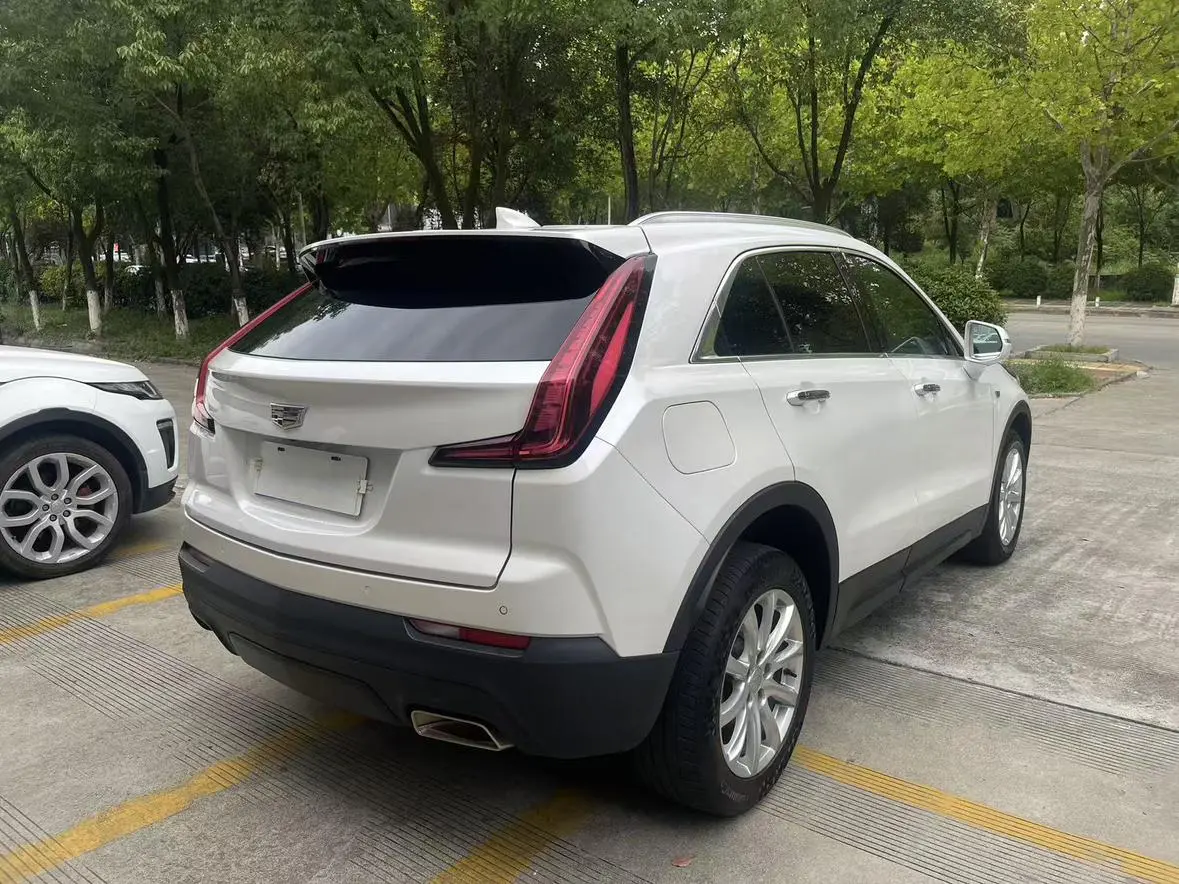 Cadillac XT4 2020 Facelift 28T 2WD Tech