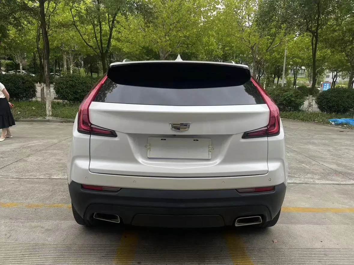 Cadillac XT4 2020 Facelift 28T 2WD Tech