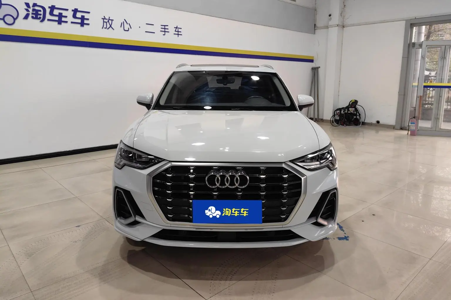Audi Q3 2022 35 TFSI Dynamic Fashion