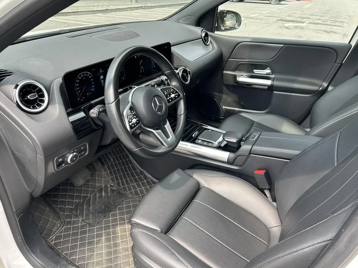 Mercedes-Benz B Class 2023 B 200 Fashion