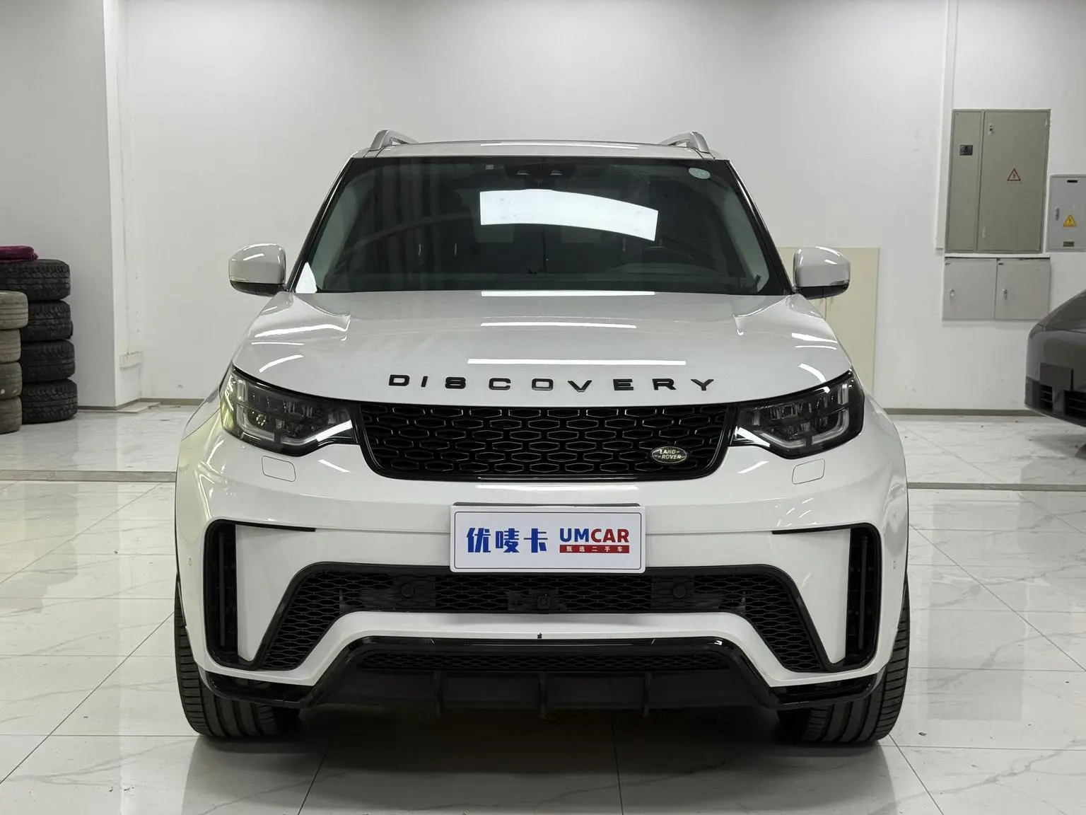 Land Rover Discovery 2018 3.0 V6 SE