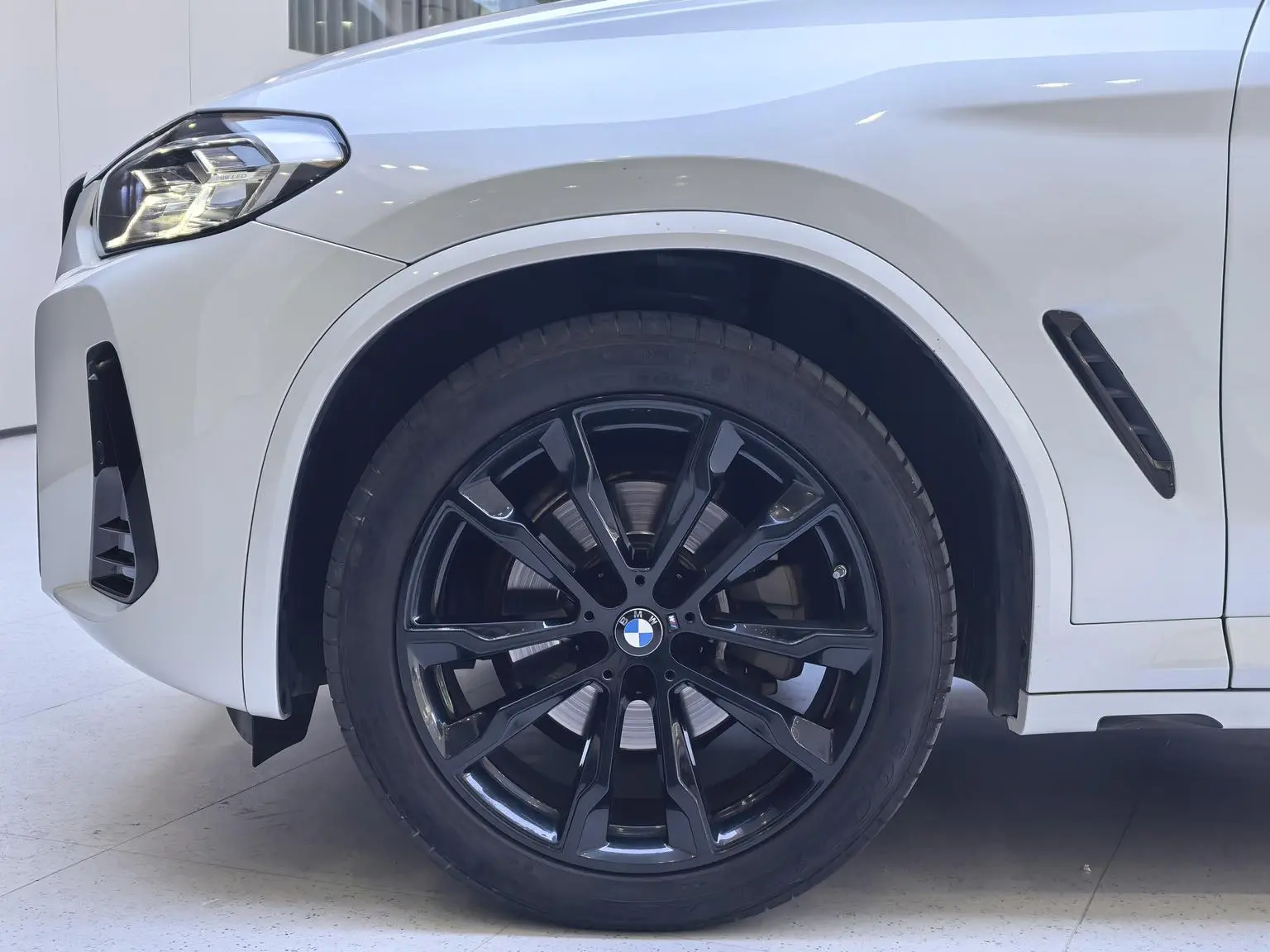 BMW X3 2022 xDrive30i Leading M