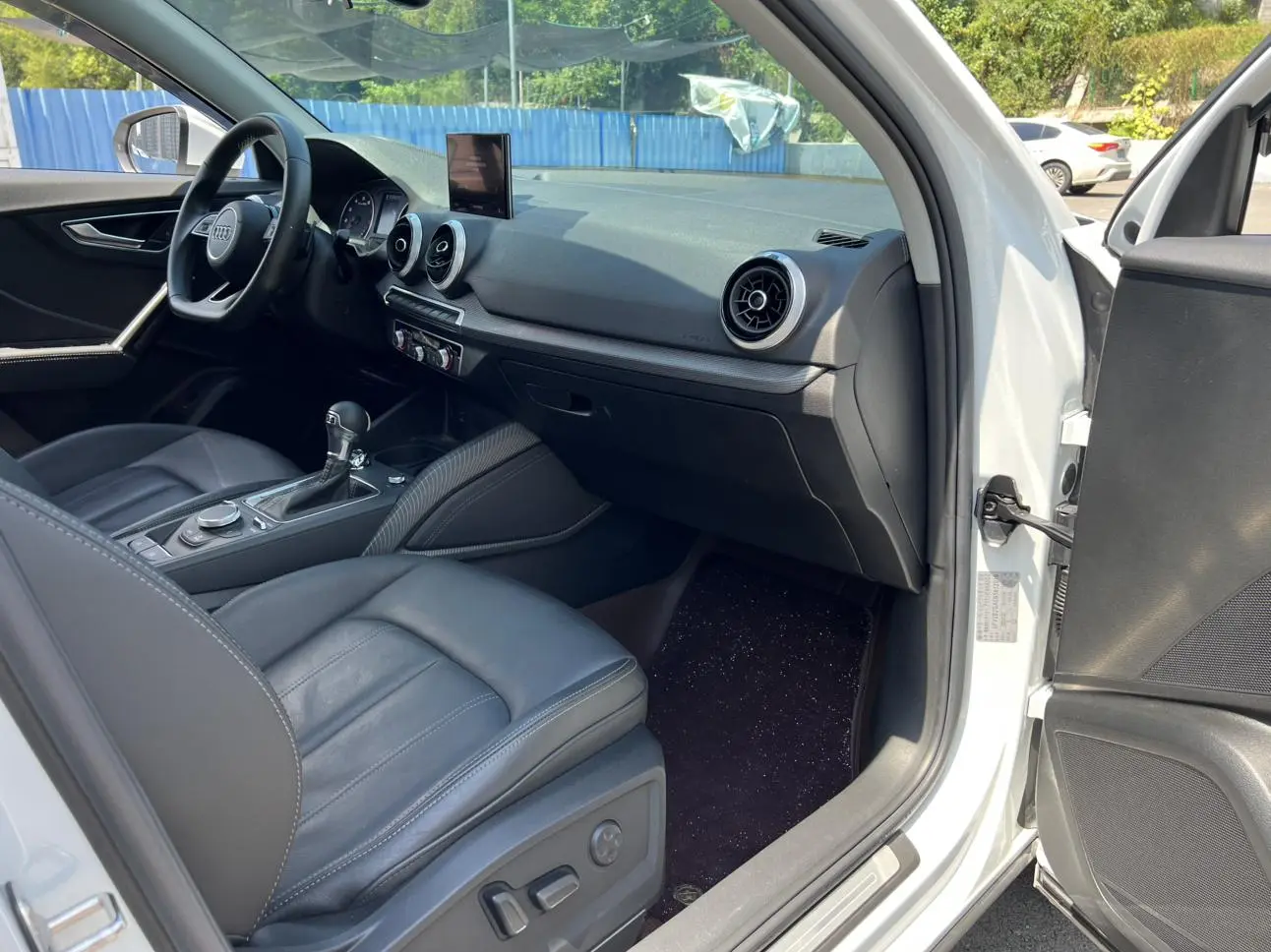 Audi Q2L 2022 35 TFSI Dynamic Fashion