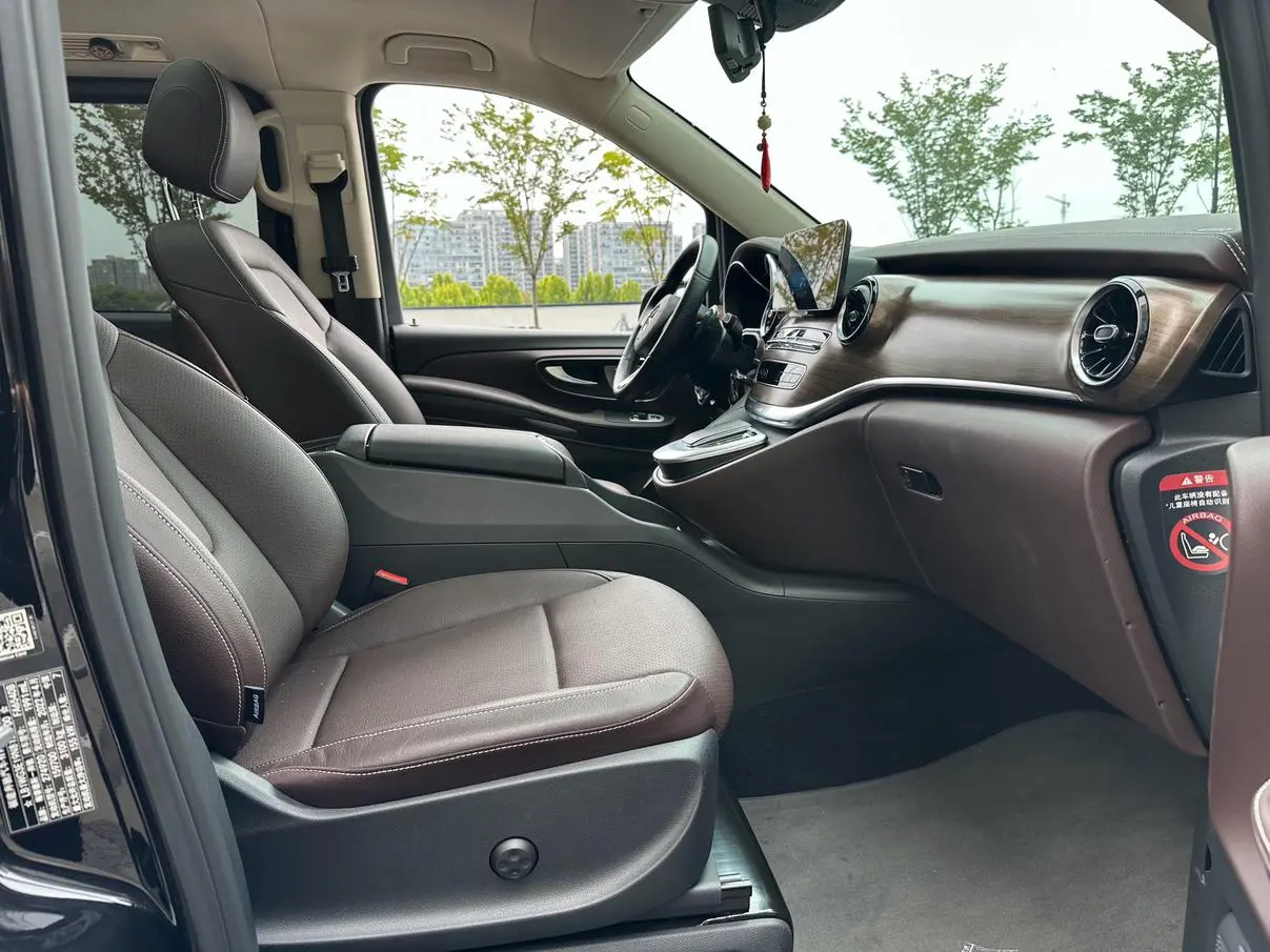 Mercedes-Benz V Class 2021 V 260 L LWB Luxury