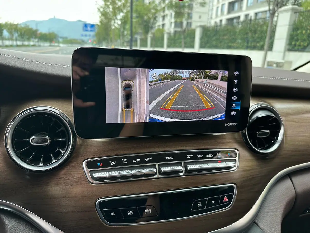 Mercedes-Benz V Class 2021 V 260 L LWB Luxury