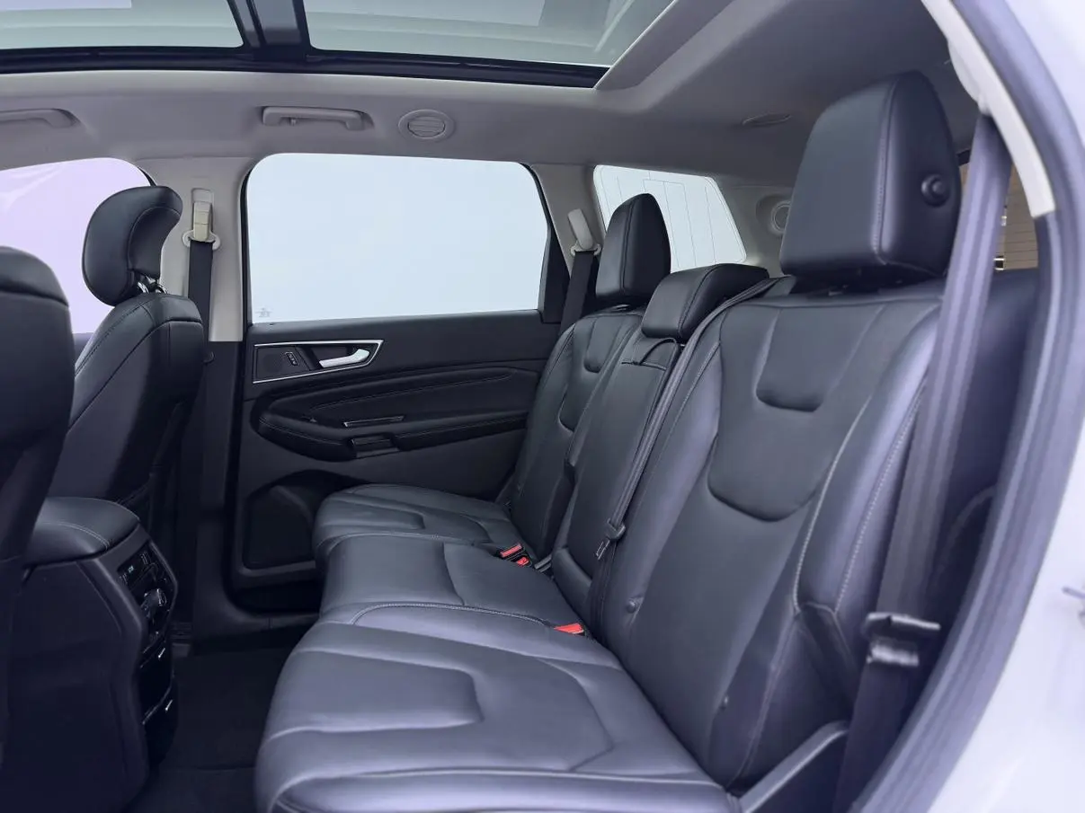 Ford Edge 2018 EcoBoost 245 4WD Premium Sharp 7 seat