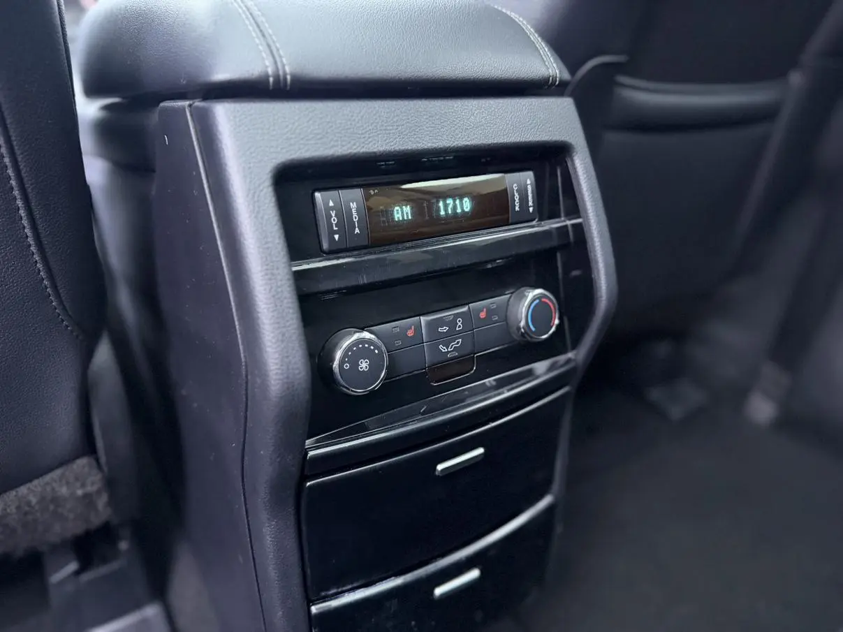 Ford Edge 2018 EcoBoost 245 4WD Premium Sharp 7 seat