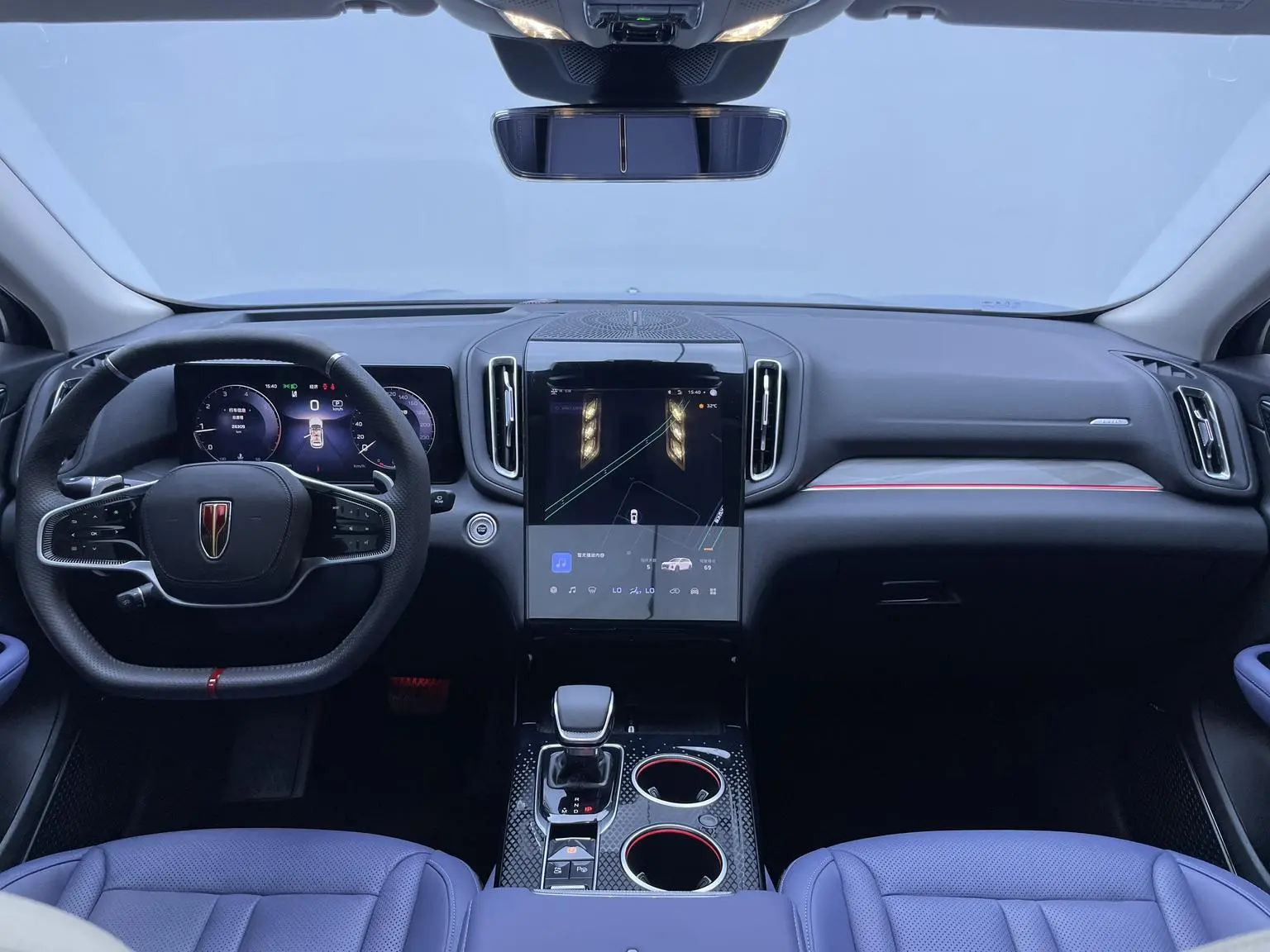 Hongqi HS3 2023 2.0T 4WD
