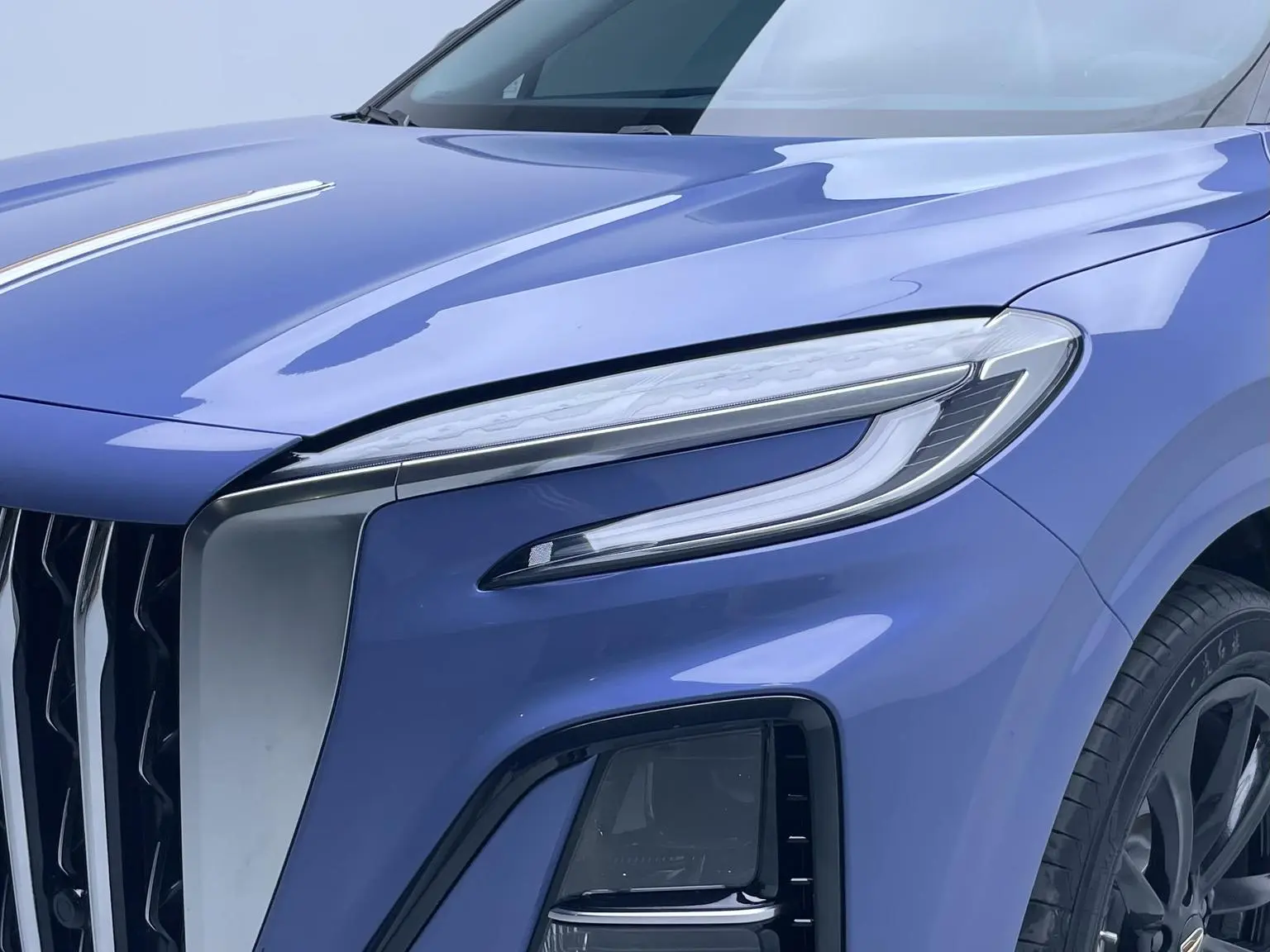 Hongqi HS3 2023 2.0T 4WD