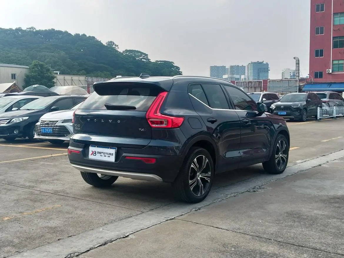 Volvo XC40 2021 T4 4WD Vision Luxury