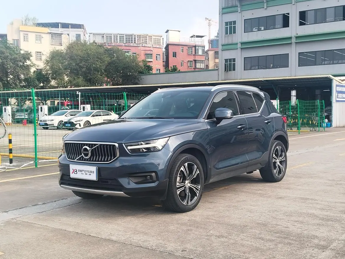 Volvo XC40 2021 T4 4WD Vision Luxury