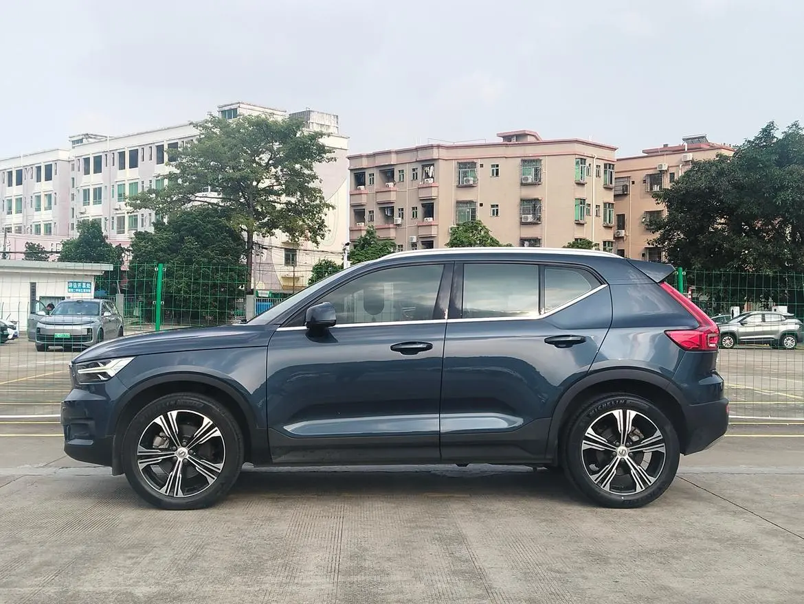 Volvo XC40 2021 T4 4WD Vision Luxury