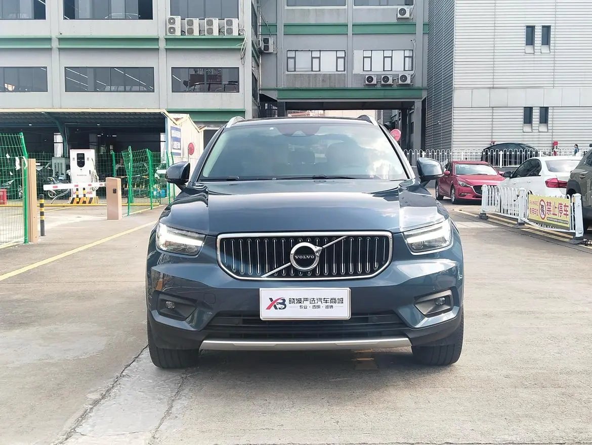 Volvo XC40 2021 T4 4WD Vision Luxury