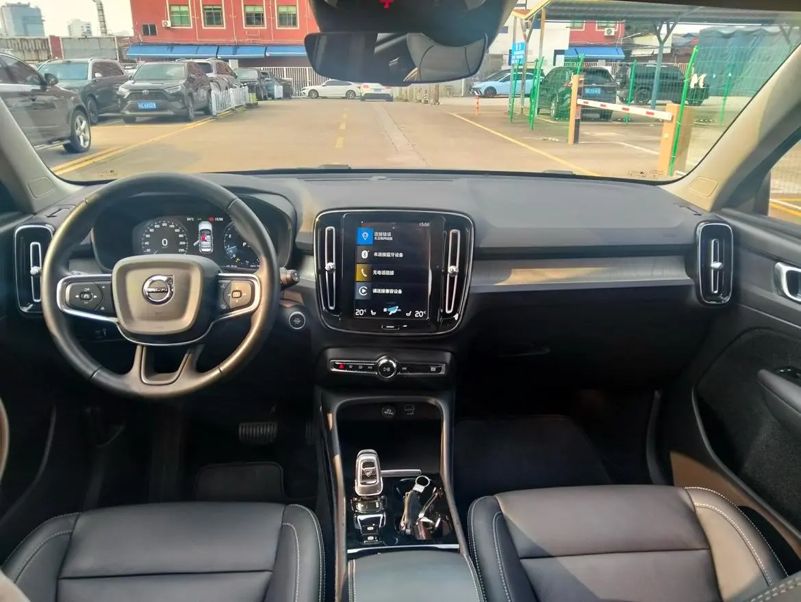 Volvo XC40 2021 T4 4WD Vision Luxury