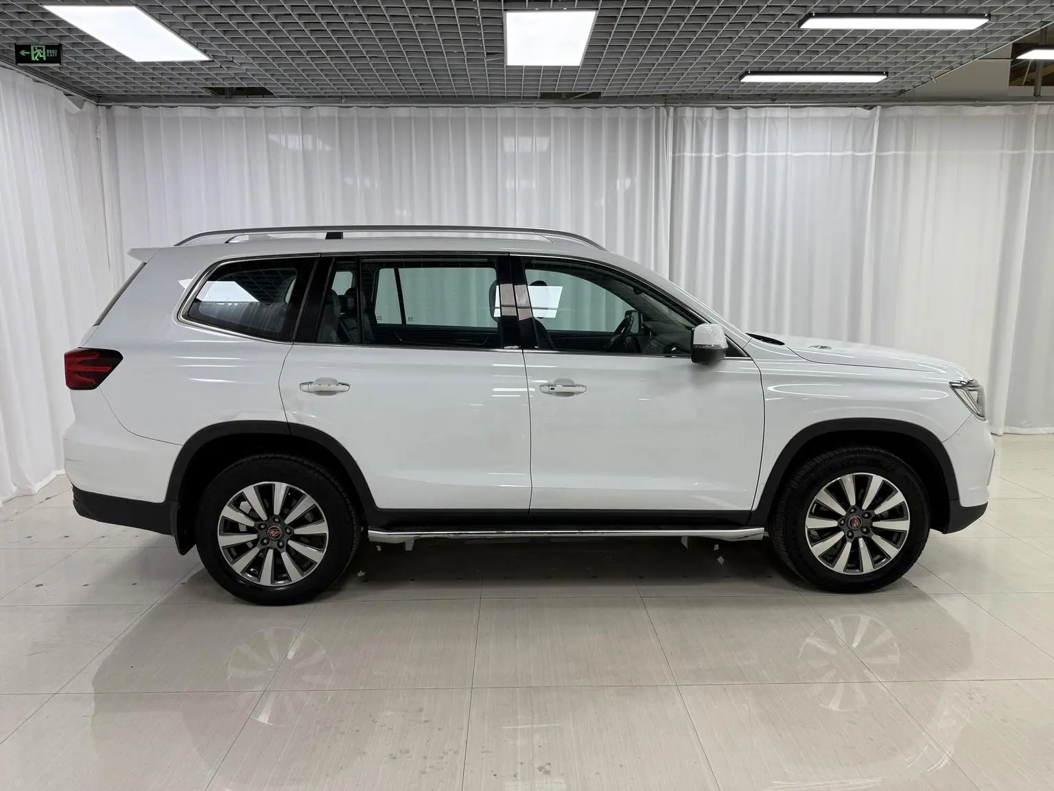 Roewe RX8 2019 30T Smart Connected 2WD Flagship
