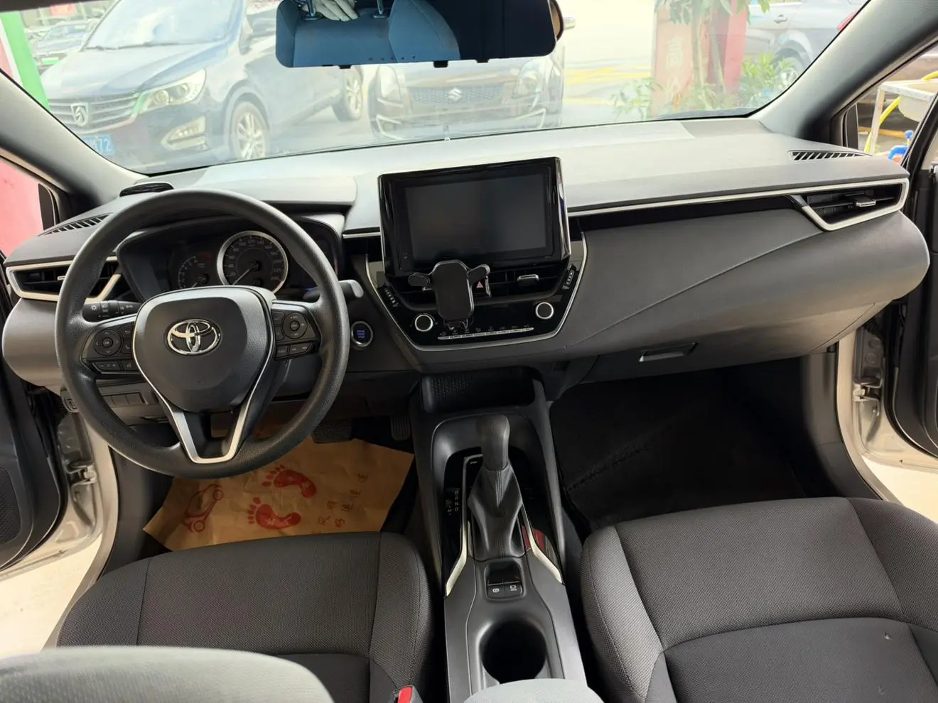 Toyota Levin 2024 185T Luxury